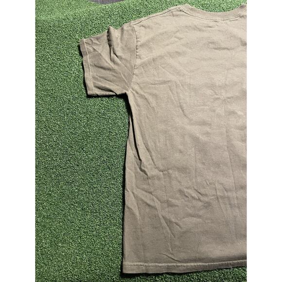 Chevy Trucks Wolf Animal Nature T Shirt Y2K Tribal Chevrolet Promo Olive Size M - Picture 8 of 11